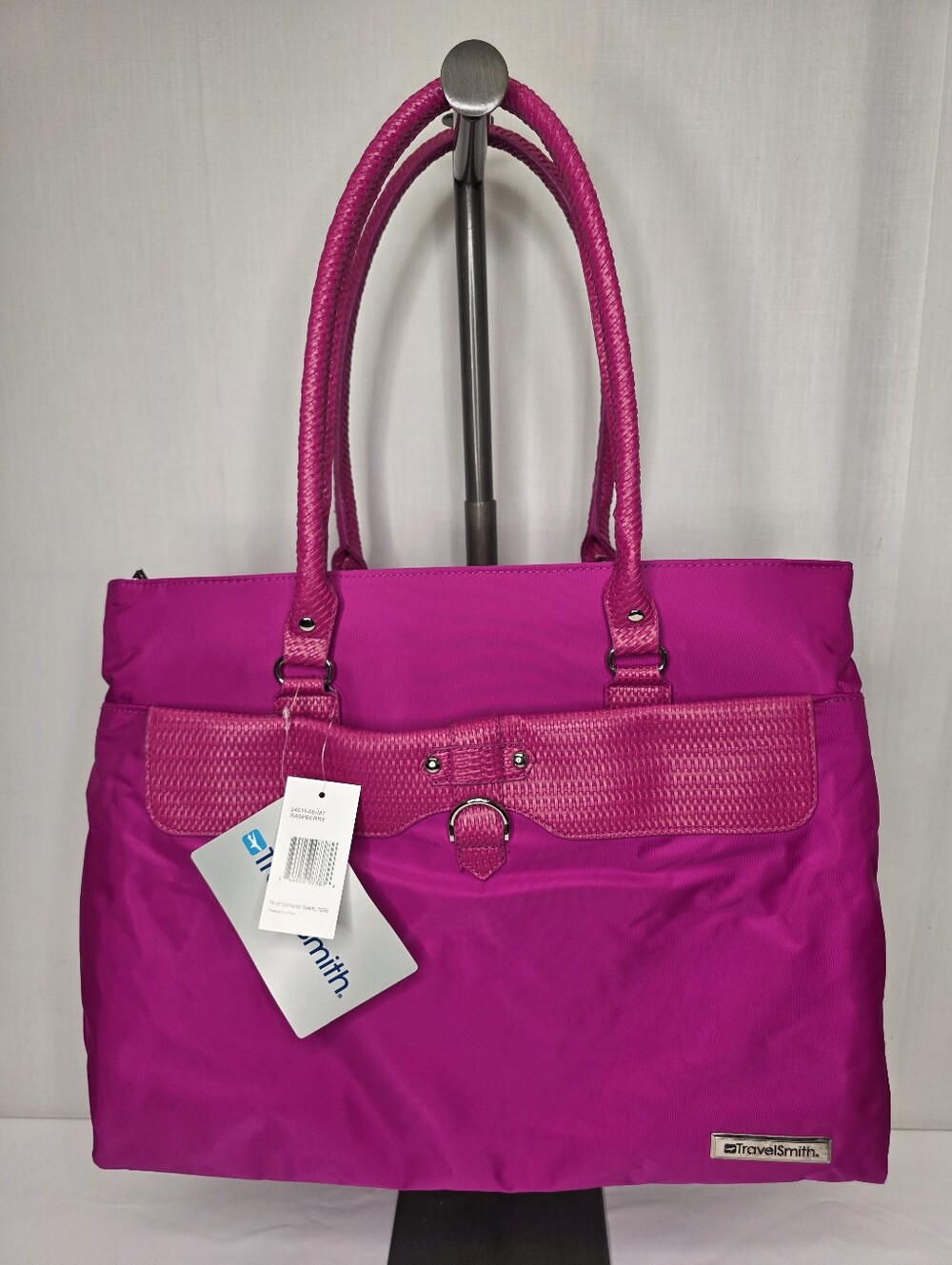 NWT TravelSmith 18" Express Travel Tote Pink Nylon Shoulder Bag Carry On Weekend